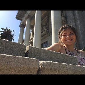 Meet your Posher, Nicole